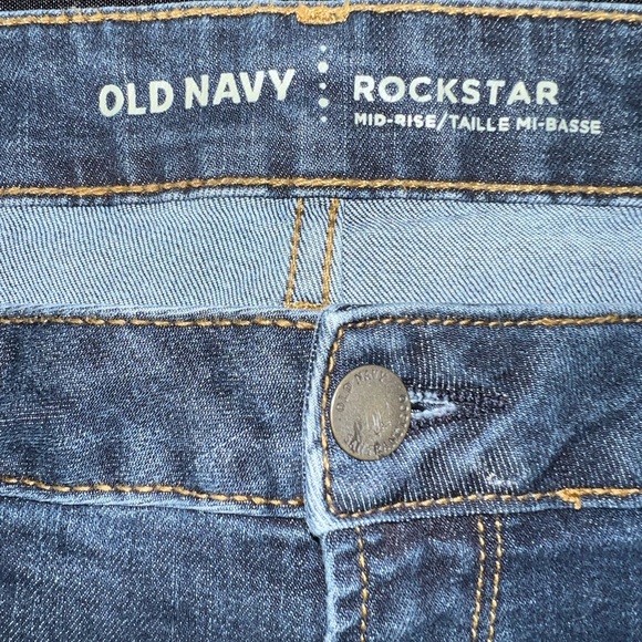 Old Navy | Rockstar Mid-Rise Jeans - Picture 2 of 5